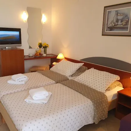 Tourist Settlement Brzet Hotel Omiš