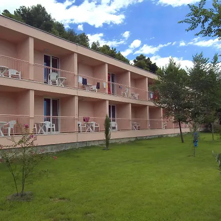 Tourist Settlement Brzet فندق