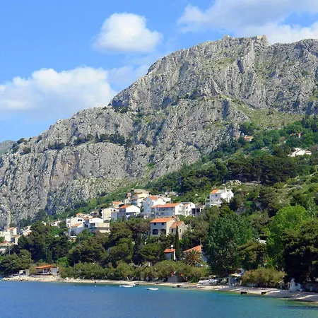 فندق Tourist Settlement Brzet 3*