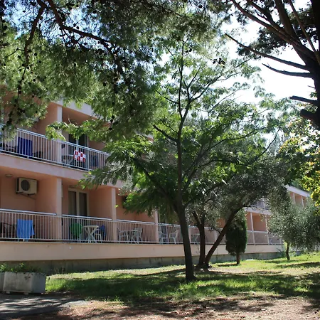 Tourist Settlement Brzet Hotel 3*