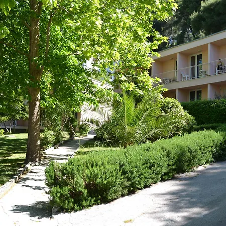 Hotel Tourist Settlement Brzet