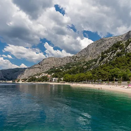 Tourist Settlement Brzet Готель