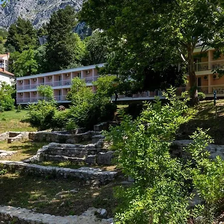 Tourist Settlement Brzet Готель