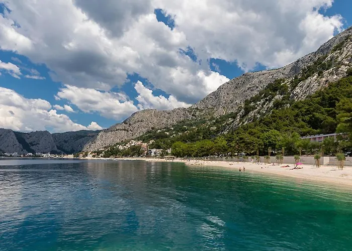 Hotel Tourist Settlement Brzet 3*