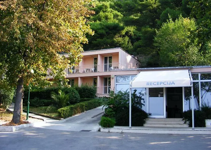 Hotel Tourist Settlement Brzet